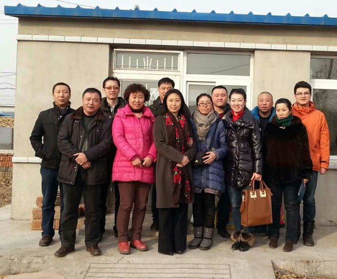 民建鞍山市委台安送温暖